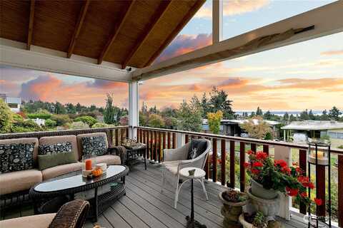 36Th, SEATTLE, WA 98126