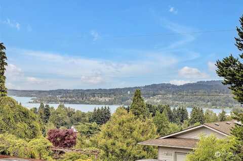 Seneca, RENTON, WA 98057