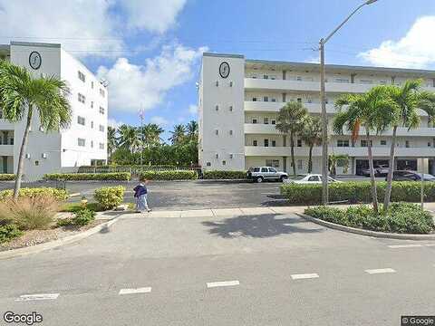 14Th, HALLANDALE BEACH, FL 33009