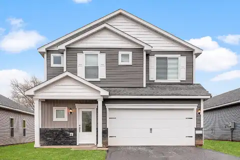 Redwood Street N, Cambridge, MN 55008