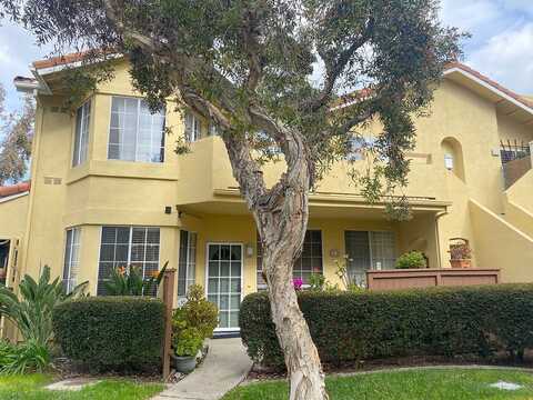 Giovanni Aisle, Irvine, CA 92614