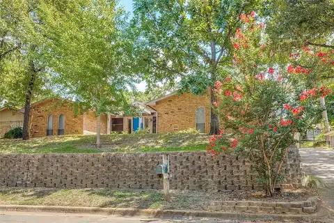 Vail, ARLINGTON, TX 76012