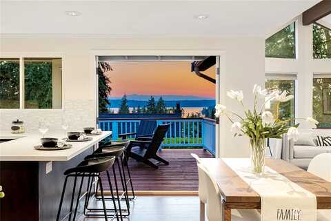 19Th, KIRKLAND, WA 98033