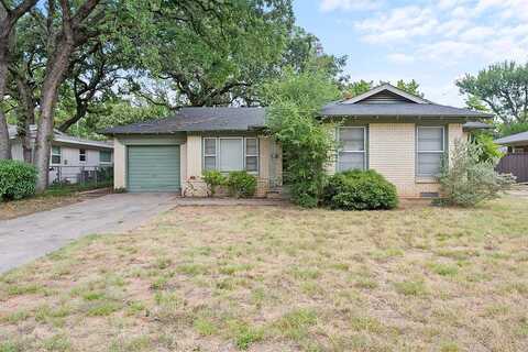 Lilly, ARLINGTON, TX 76013