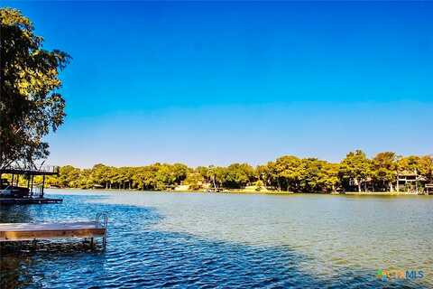 Lullwood, NEW BRAUNFELS, TX 78130