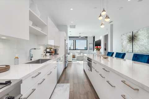 Caroline Street #1504, Houston, TX 77002