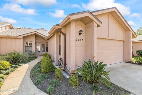 Teakwood Lane #19, Port Orange, FL 32128