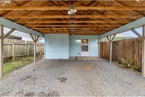 Hoyt Ave, Eugene, OR 97404