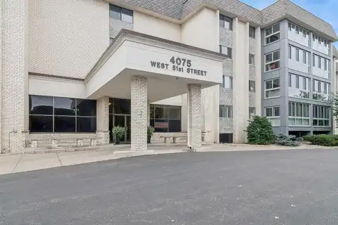 W 51St St, Edina, MN 55424