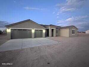 E Erik Ct, Florence, AZ 85132