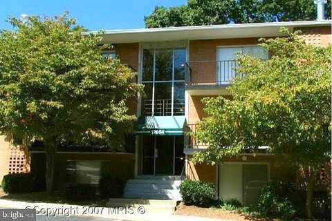 Dara Dr, Woodbridge, VA 22192