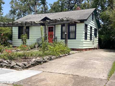 Wolfe, JACKSONVILLE, FL 32205