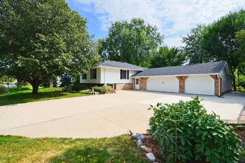 1St, SAINT PAUL, MN 55118