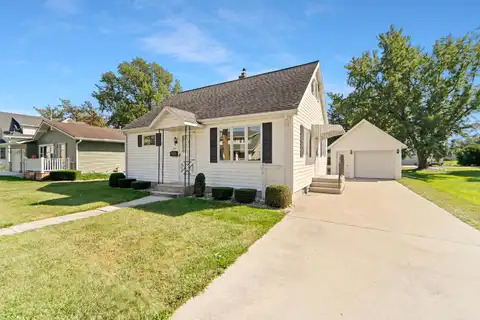 Illinois, NEW HOLSTEIN, WI 53061