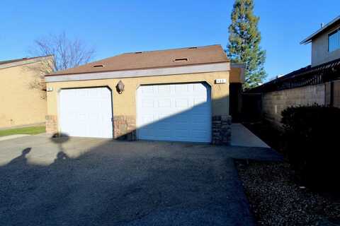 N Fruit Avenue #132, Fresno, CA 93711