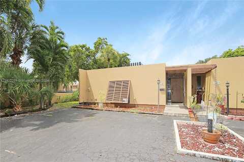Kingsmoor, MIAMI LAKES, FL 33014
