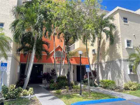 Lake Dr, Doral, FL 33166