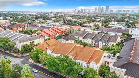 S Moody Ave, Tampa, FL 33609
