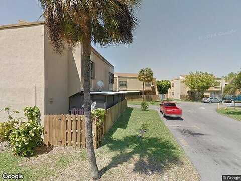 W Missionwood Cir, Miramar, FL 33025