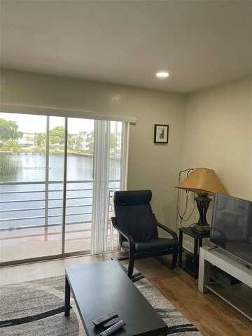 Taft St, Hollywood, FL 33020