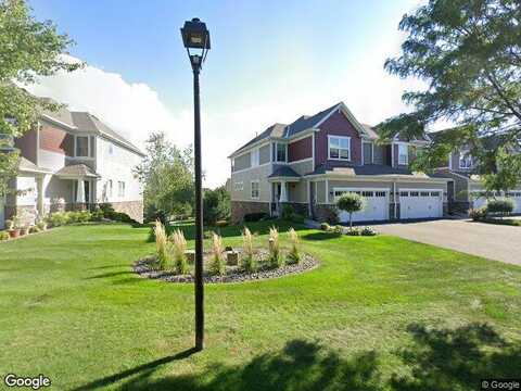 Sandcastle Dr, Woodbury, MN 55129