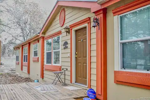 Mathis, Elmendorf, TX 78112