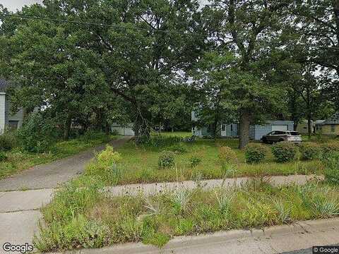 Woodlands Dr, Eau Claire, WI 54703