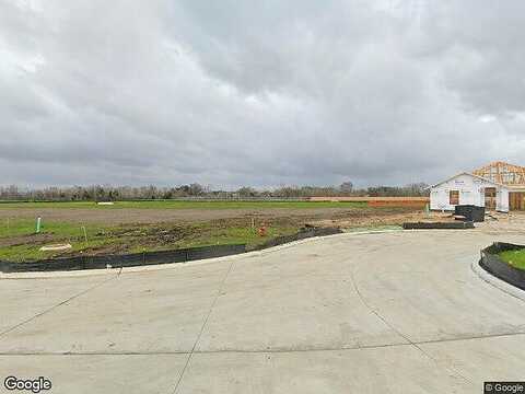 Bay Laurel Ct, Alvin, TX 77511