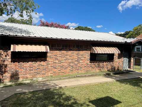 N Merrimac Street, Weatherford, TX 76086