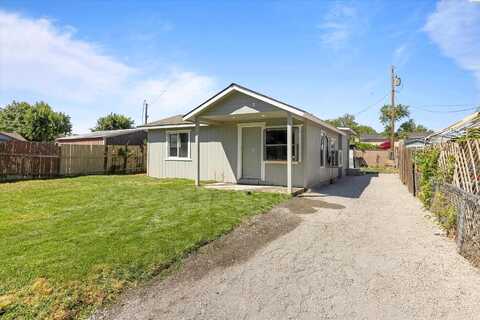 S Rainier Pl., Kennewick, WA 99337