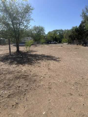 128 E Orchard Place, Belen, NM 87002