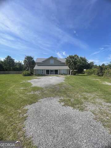 26662 Hwy 82, Waynesville, GA 31566