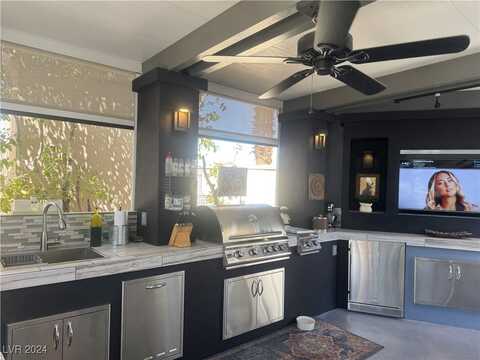 8175 Arville Street, Las Vegas, NV 89139