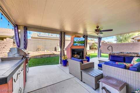 3740 Corte Bella Hills Avenue, North Las Vegas, NV 89081