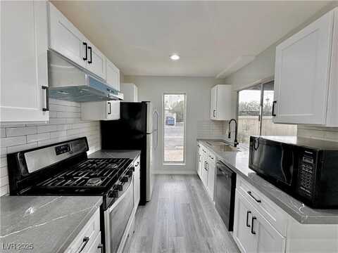 1405 Vegas Valley Drive, Las Vegas, NV 89169