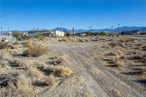 880 S Firebird Circle, Pahrump, NV 89048