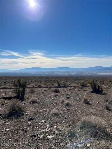 2381 E Mazzuka Avenue, Pahrump, NV 89060