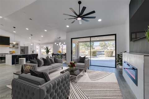 2905 Legend Drive, Las Vegas, NV 89134