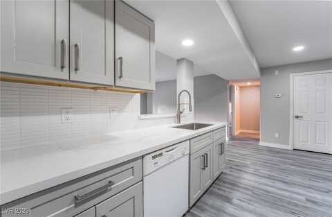 220 Mission Catalina Lane, Las Vegas, NV 89107