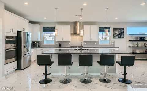 6834 Compass Street, North Las Vegas, NV 89084