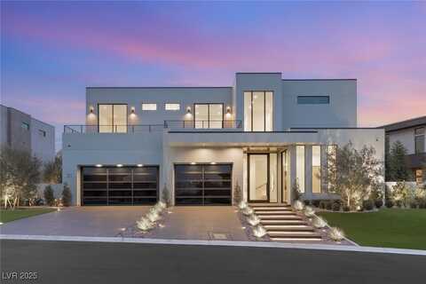21 Grey Owl Court, Las Vegas, NV 89135