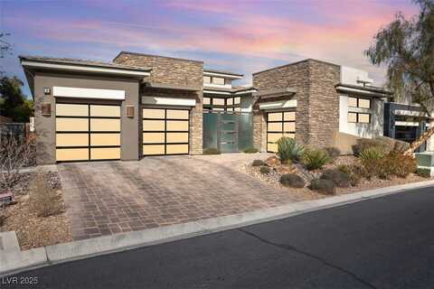 32 Hunting Horn Drive, Las Vegas, NV 89135