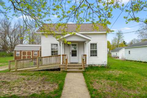 317 S Railroad Street, Lawton, MI 49065