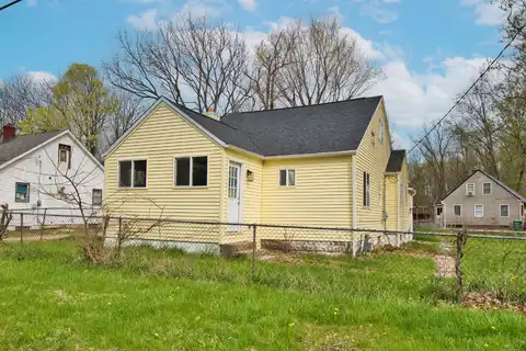 1003 Pine Street, Niles, MI 49120