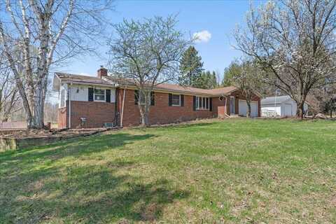 16170 Wacousta Road, Grand Ledge, MI 48837