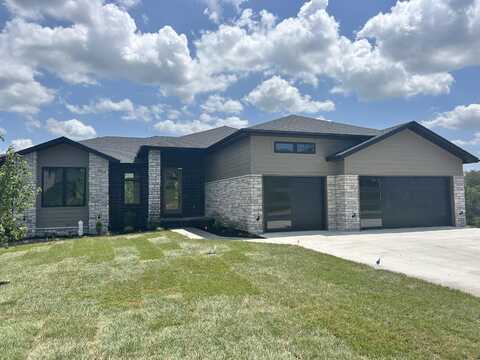 5958 S Clay Avenue, Springfield, MO 65810