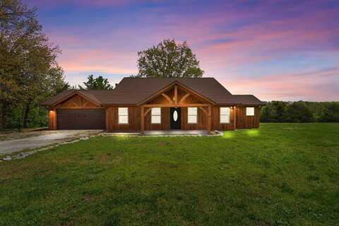 6088 N Farm Rd 105, Willard, MO 65781