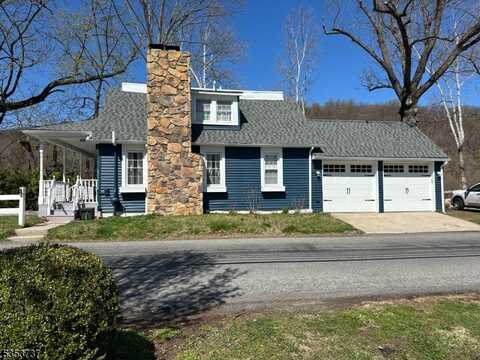 545 River Rd, Pohatcong Twp., NJ 08865
