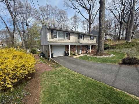 109 Conklin Ave, Hopatcong, NJ 07874