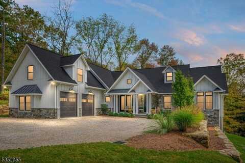 1 Potter Ln, Tewksbury Twp., NJ 08833